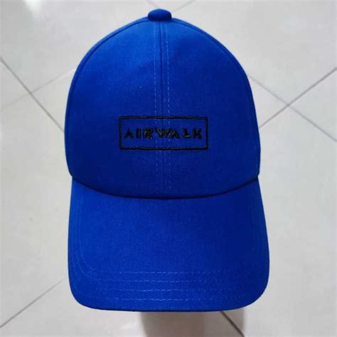 topi prada original